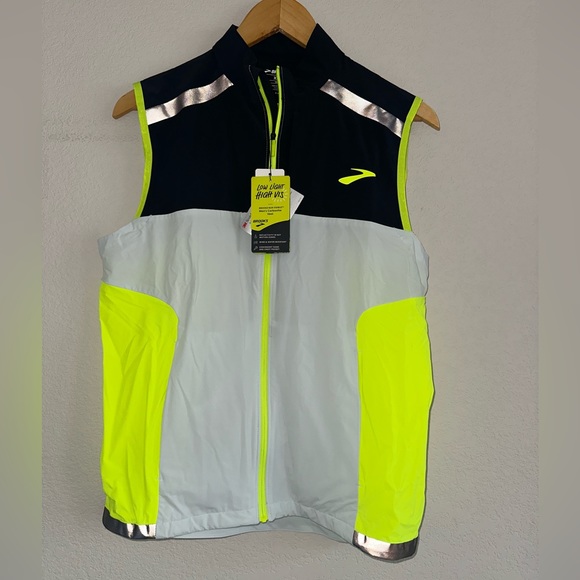 Brooks Jackets & Coats Brooks Mens Carbonite Running Vest Reflective Poshmark